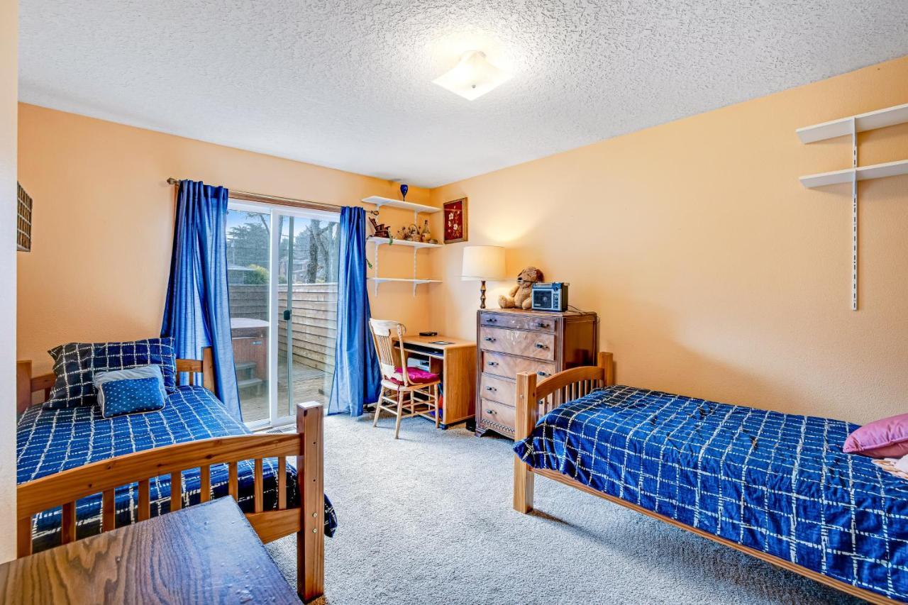 Bayocean Retreat Apartment Cape Meares Exterior photo